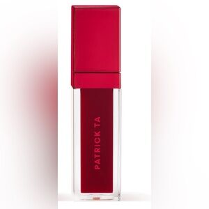 Patrick Ta Red Lip Gloss MAJOR VOLUME™
PLUMPING GLOSS